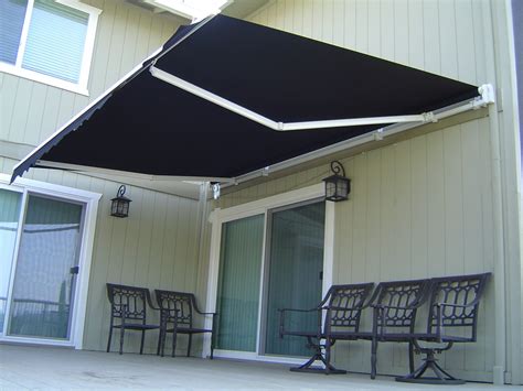 rollout awning for house